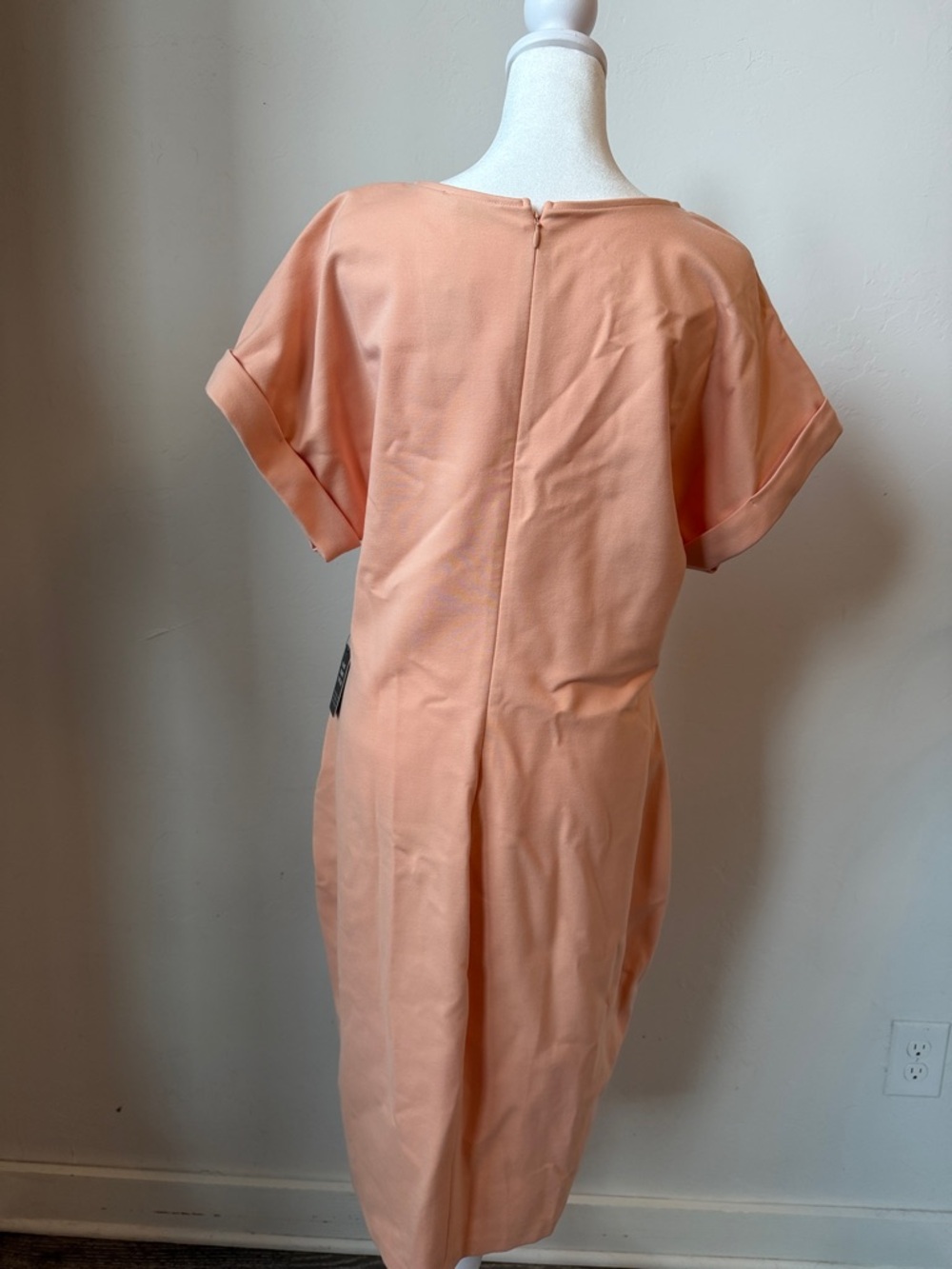 NWT Express Peach Tulip Dress - Picture 4 of 7